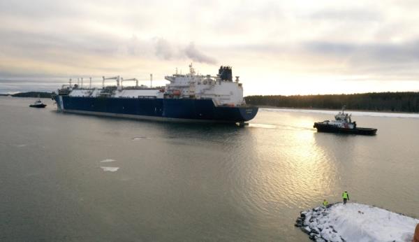 芬兰获得浮动天然气终端以取代俄罗斯的供应